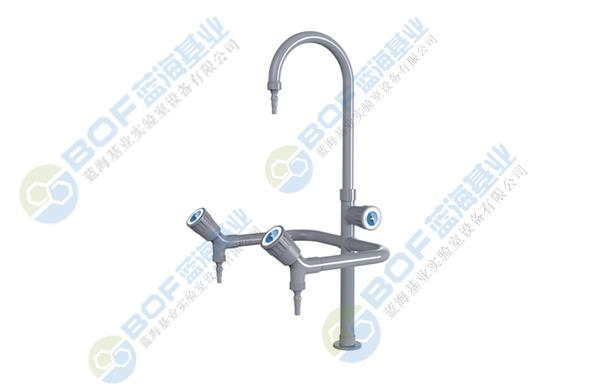 Triple gooseneck faucet